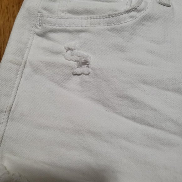 2/$15 HOLLISTER HIGH RISE SUPER SKINNY SHORTS - Picture 3 of 11